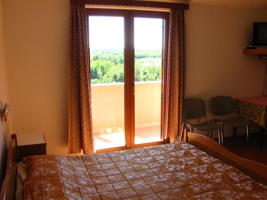 Guest House Caterina Poreč Extérieur photo