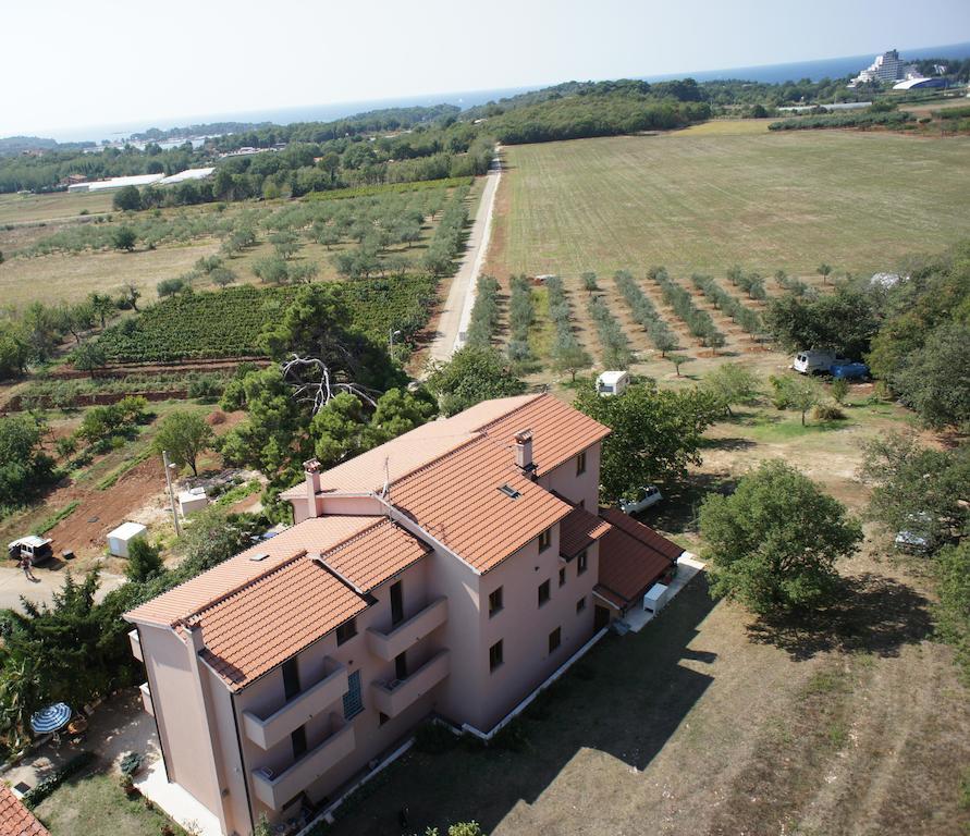Guest House Caterina Poreč Extérieur photo